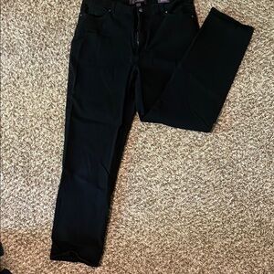 Gloria Vanderbilt Black Straight Leg Jeans